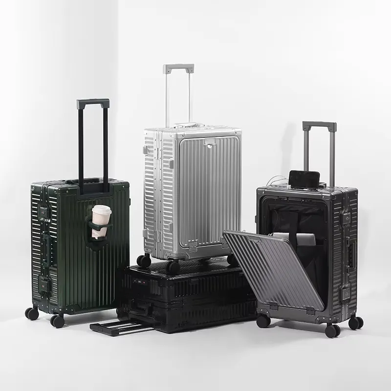 حقيبة سفر بإطار من الألومنيوم  - مراجعة Aluminum Frame Carry On Luggage وسعره
